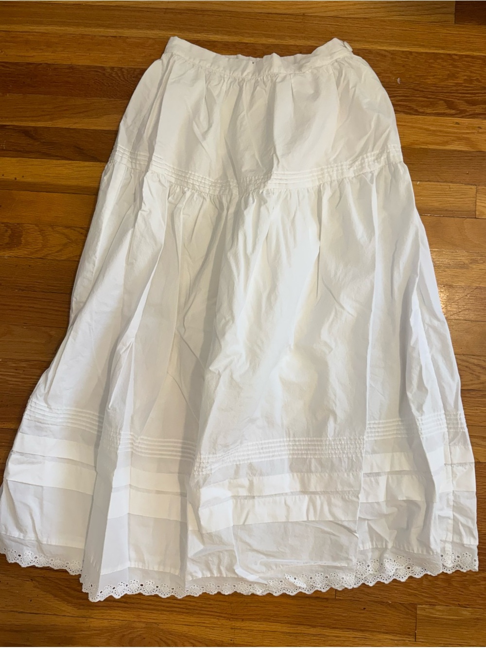 O.P.T White Cotton Eyelet Tiered Midi Skirt size 6